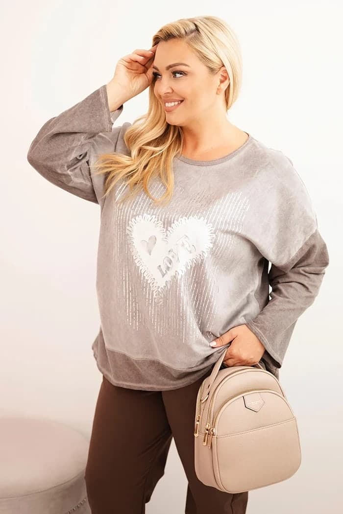 Dámská bavlněná mikina plus size s potiskem srdce Antoinette, barva Hnědý