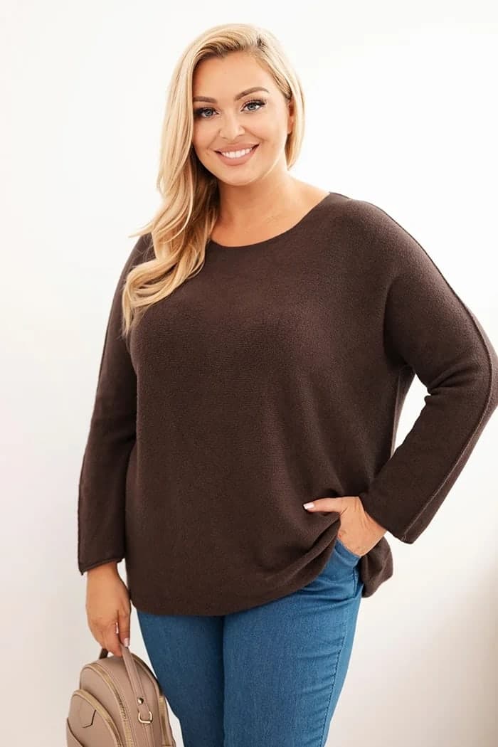 Dámský viskózový svetr plus size s lodičkovým výstřihem Imelda, barva Hnědý