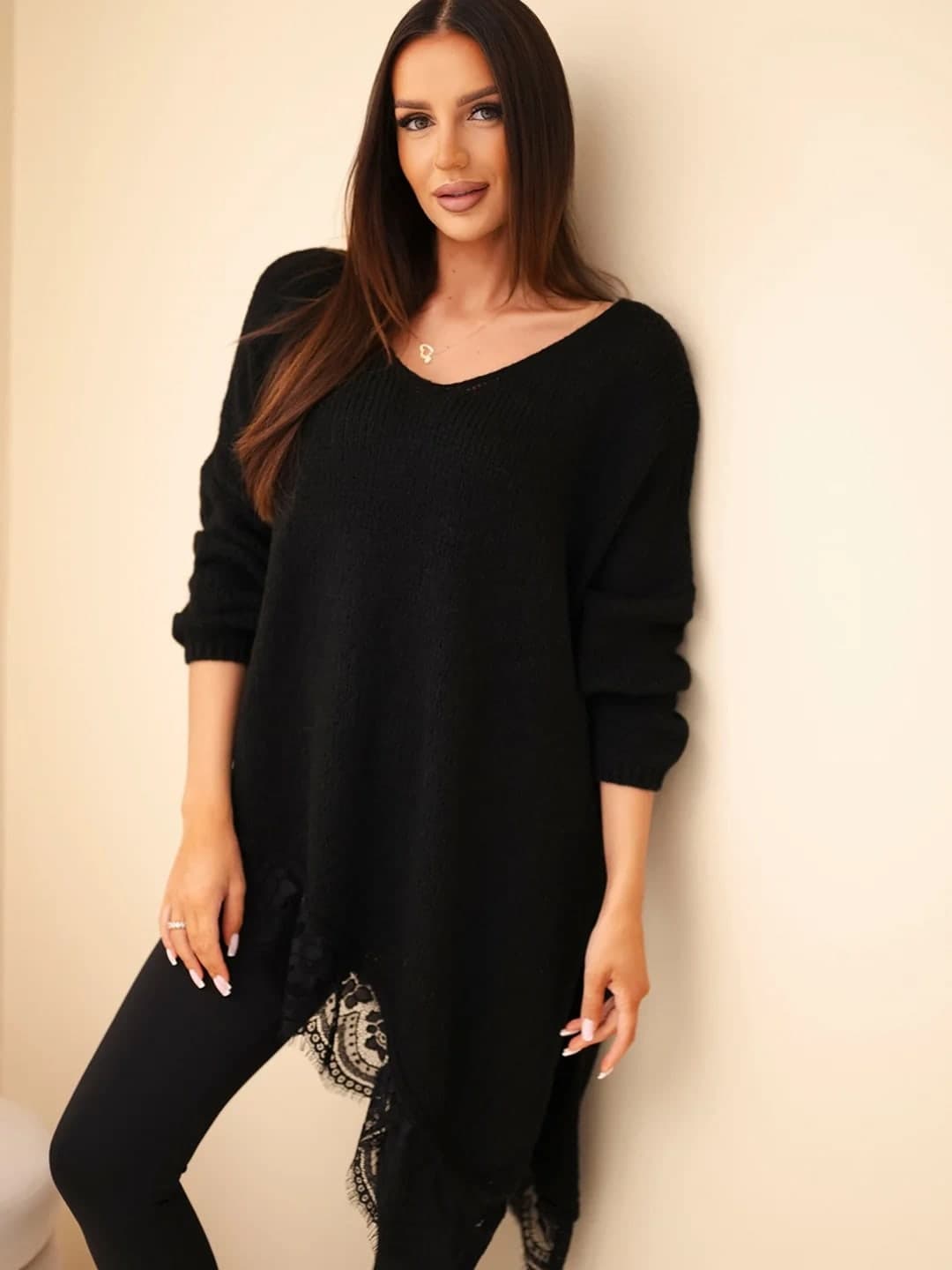 Dámský svetr s příměsí vlny asymetrický Faustine, barva Černý